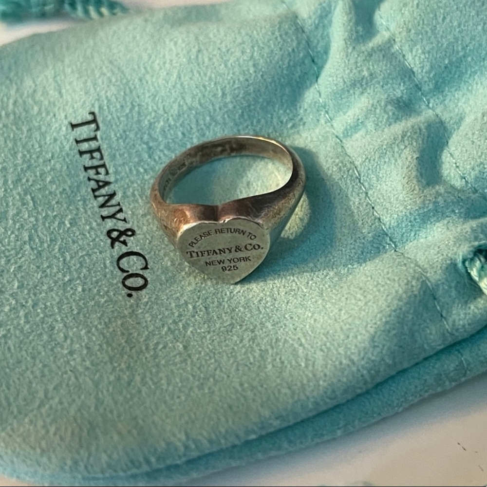 Tiffany & Co. Heart Signet Ring